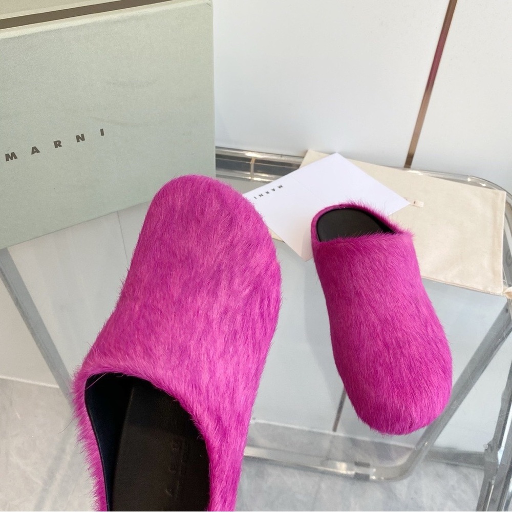 Marni Women’s Slippers - Picture 6 of 8